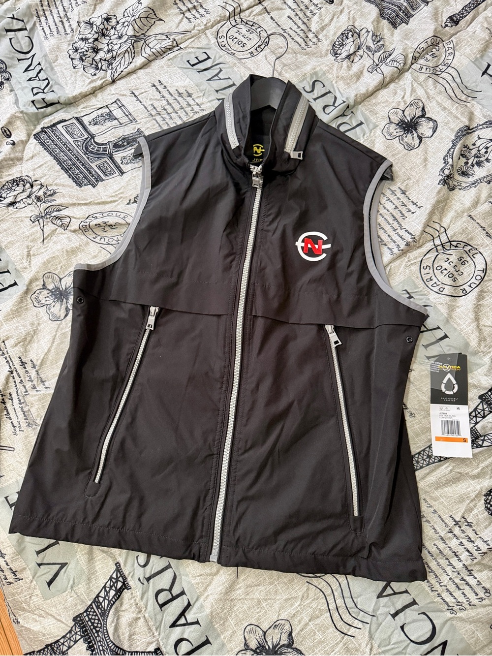 Men's Black Performance Zip-Up Vest with Contrast Trim